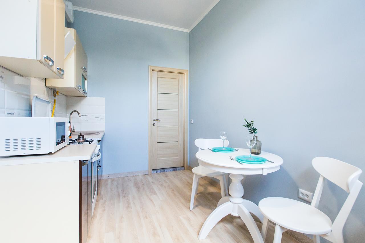 1 Bedroom Apartment Near Elizabeth'S The Cathedral Lviv Dış mekan fotoğraf