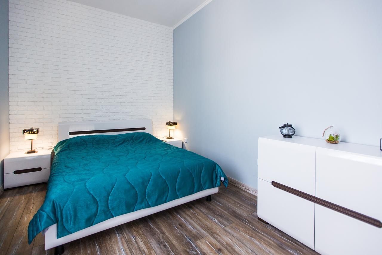1 Bedroom Apartment Near Elizabeth'S The Cathedral Lviv Dış mekan fotoğraf